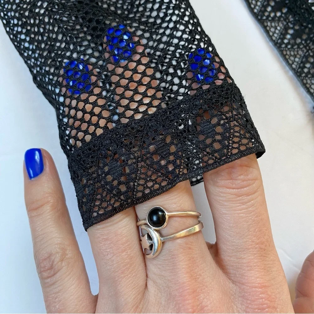 ❌SOLD🏷️Victoria’s Secret Mesh Fishnet One Piece Long Sleeve Black Bodysuit - Picture 4 of 6